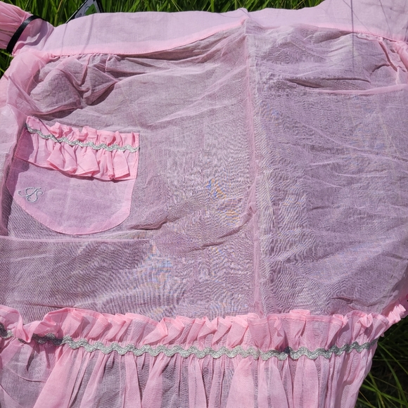 Jessie Steele Limited Edition Fancy Apron ~ NWT ~ Pretty Pink ~ OSFM ~ MCM Vibe - Picture 1 of 13